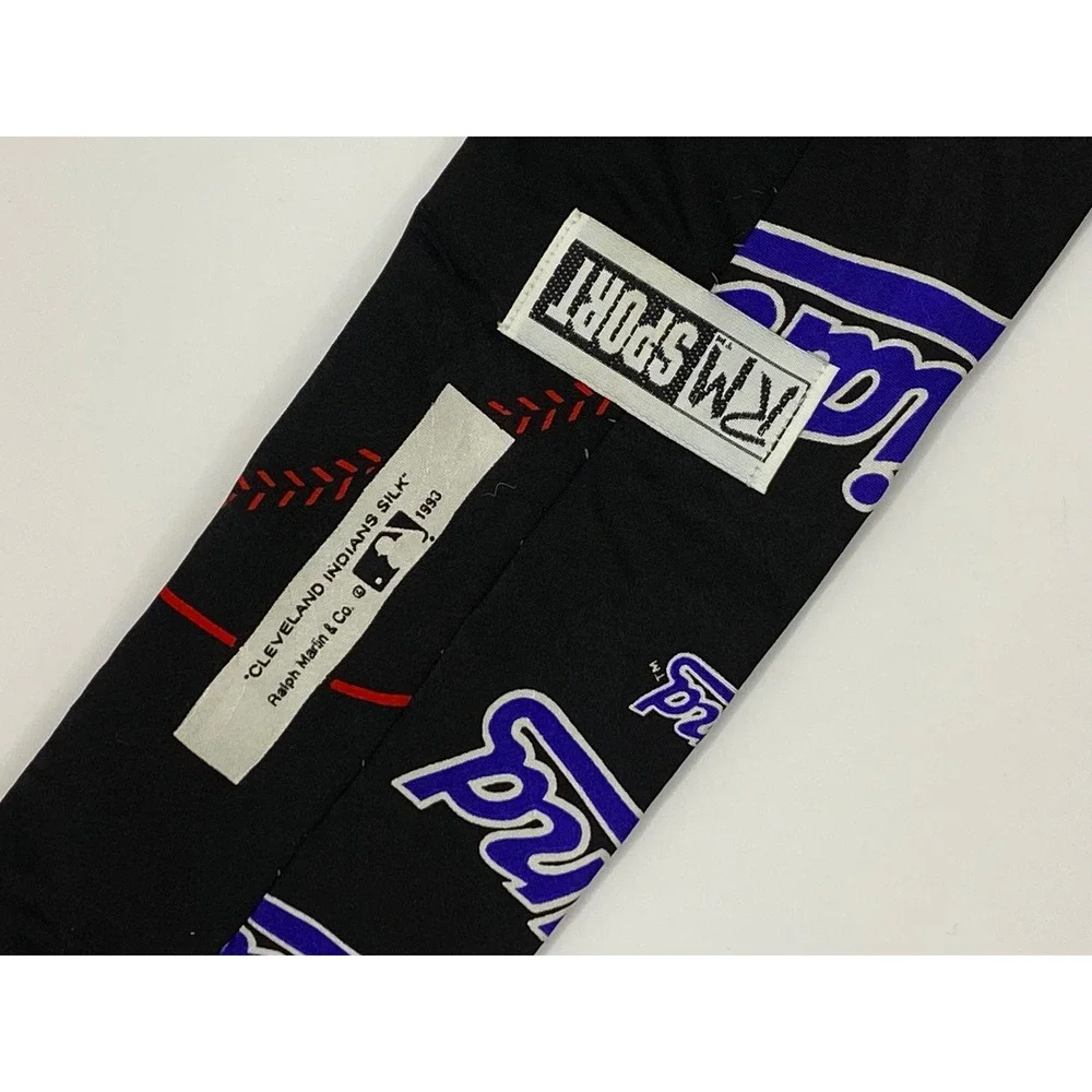 Vintage Cleveland Indians MLB Baseball Necktie RM Sport Silk 1993 Chief‎ Wahoo